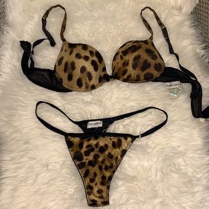 Dolce&Gabanna lingerie set in leopard